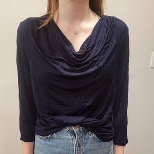 Top waterfall neck size medium